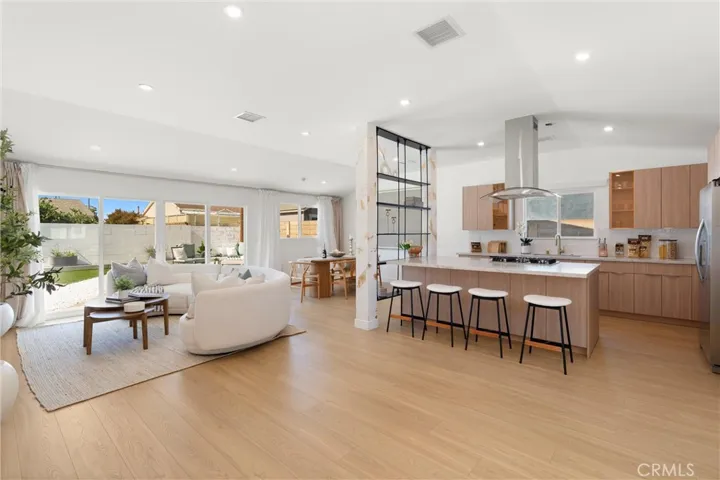 8591 Greenleaf Avenue, Buena Park, California 90620