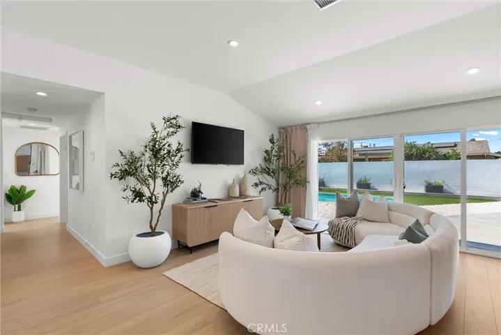 8591 Greenleaf Avenue, Buena Park, California 90620