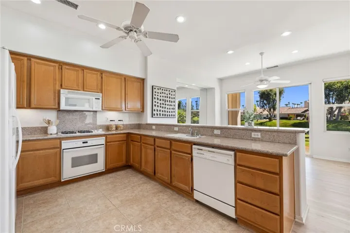 12 Wimbledon Circle, Rancho Mirage, California 92270
