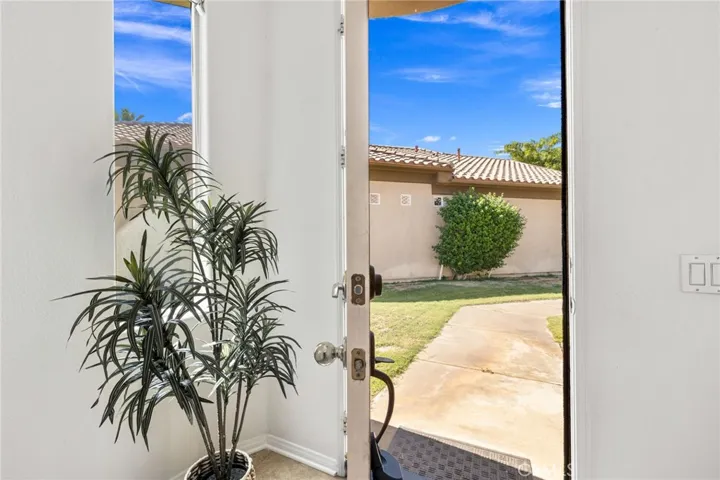 12 Wimbledon Circle, Rancho Mirage, California 92270