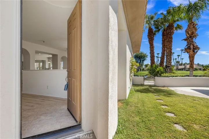 12 Wimbledon Circle, Rancho Mirage, California 92270