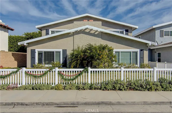 214 Palmer Street B, Costa Mesa, California 92627