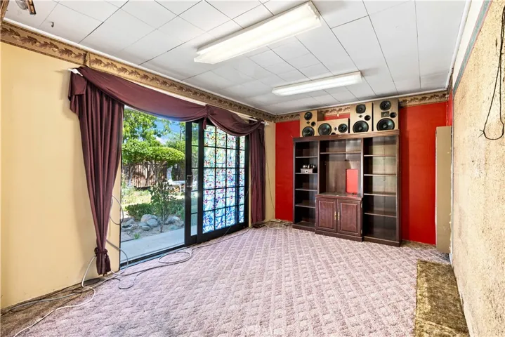 1350 E Avenue R3, Palmdale, California 93550