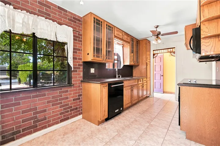 1350 E Avenue R3, Palmdale, California 93550