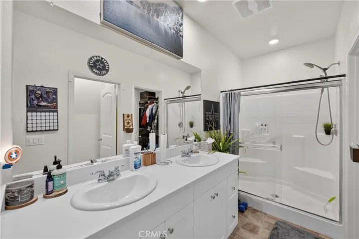 16502 Casa Grande, Fontana, California 92336