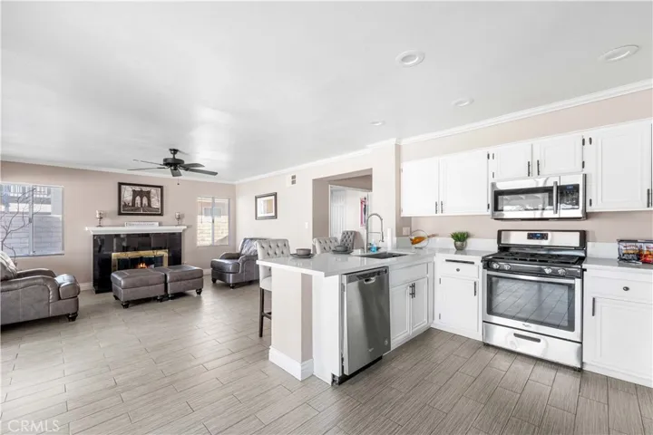 2813 Sandstone Court, Palmdale, California 93551