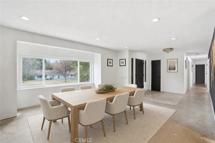 Dining Area (Virtually Staged)