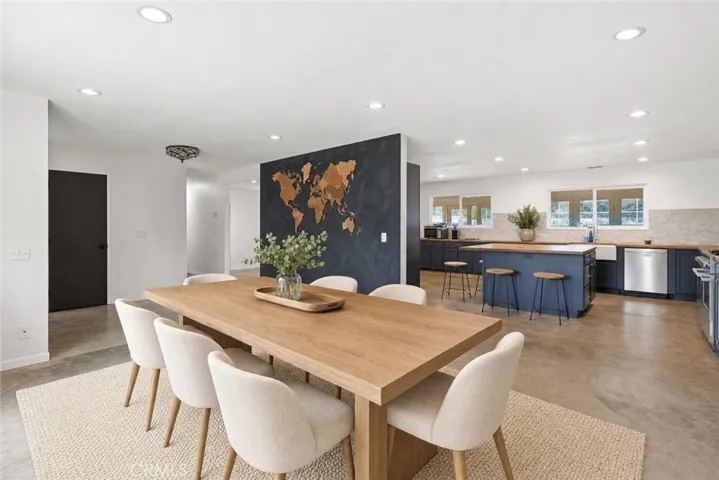 Dining Area (Virtually Staged)