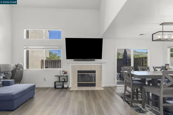 1002 Pinehurst Ct, Concord, California 94521