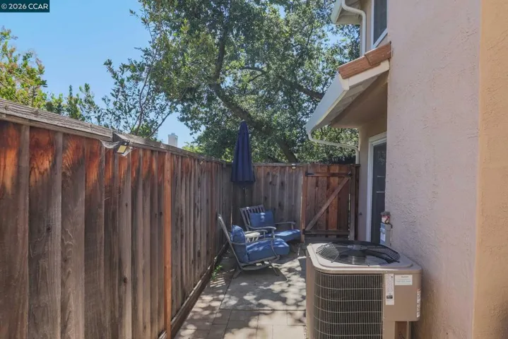 1002 Pinehurst Ct, Concord, California 94521