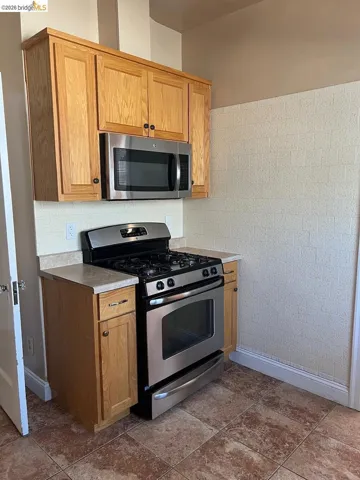 Kitchen stove