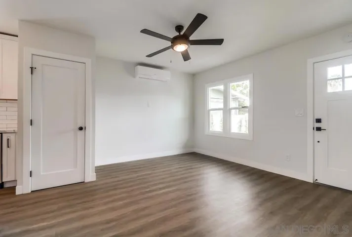 2552 2556 B Street, San Diego, California 92102