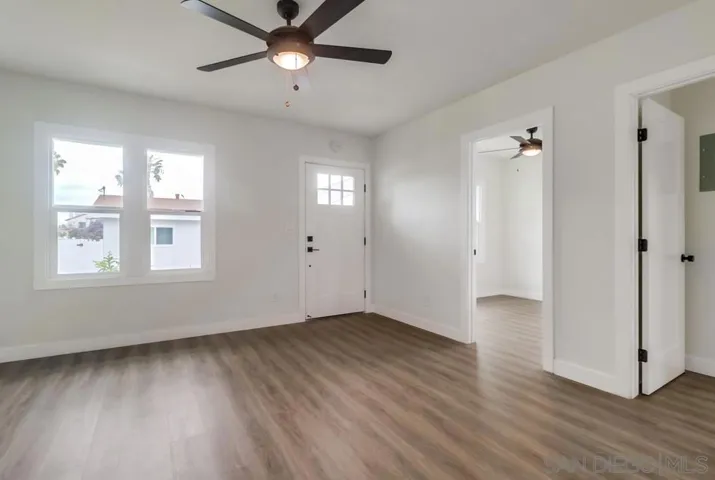 2552 2556 B Street, San Diego, California 92102