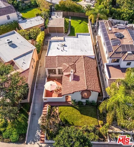 1511 Pandora Avenue, Los Angeles, California 90024