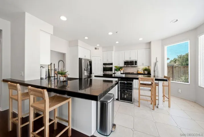 3152 Ferncreek Lane, Escondido, California 92027