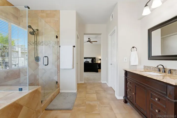 3152 Ferncreek Lane, Escondido, California 92027