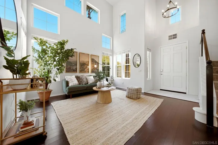 3152 Ferncreek Lane, Escondido, California 92027
