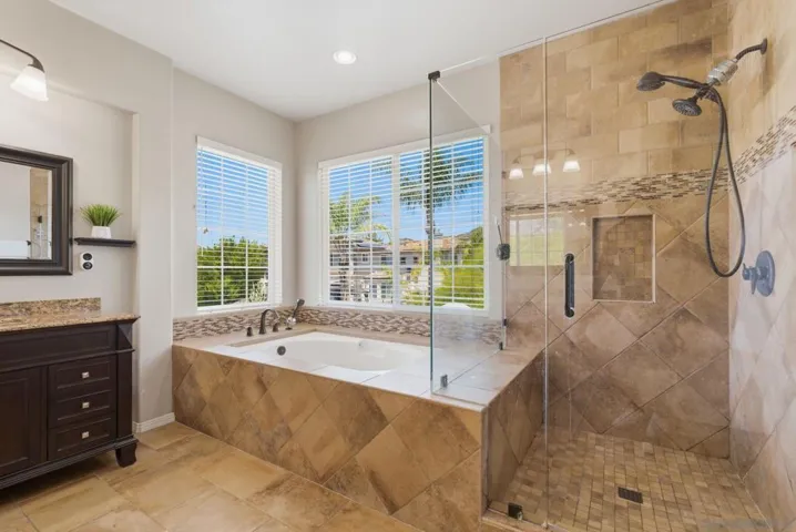 3152 Ferncreek Lane, Escondido, California 92027