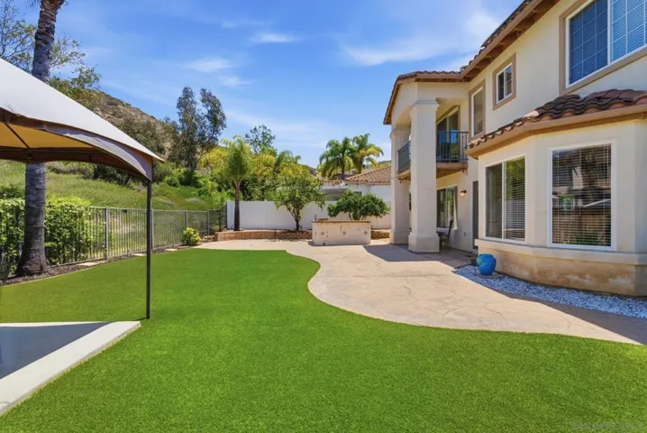 3152 Ferncreek Lane, Escondido, California 92027