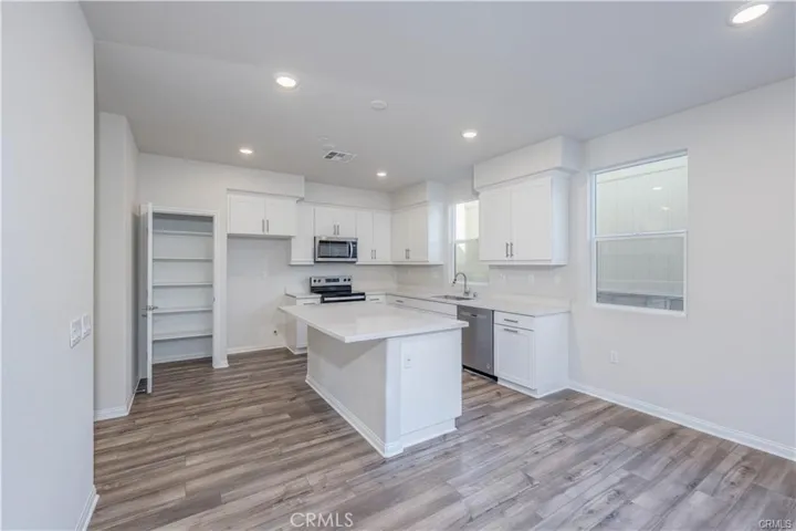 466 Meyer Place, Upland, California 91786