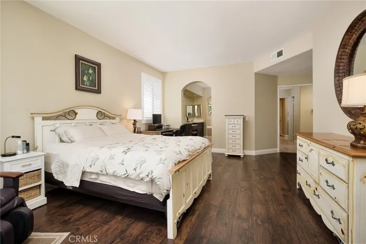 2163 Thyme, Corona, California 92879