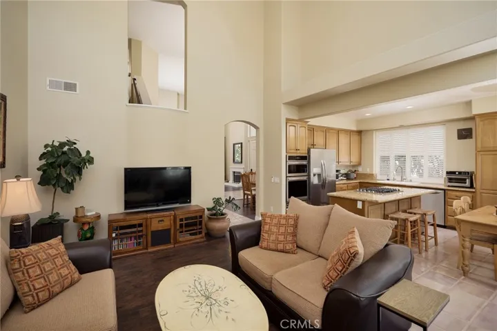 2163 Thyme, Corona, California 92879