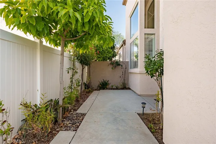 2163 Thyme, Corona, California 92879