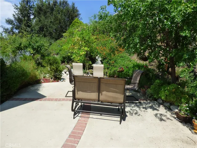 5650 Lake Lindero, Agoura Hills, California 91301