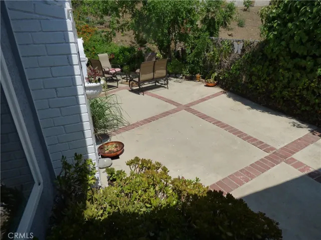 5650 Lake Lindero, Agoura Hills, California 91301