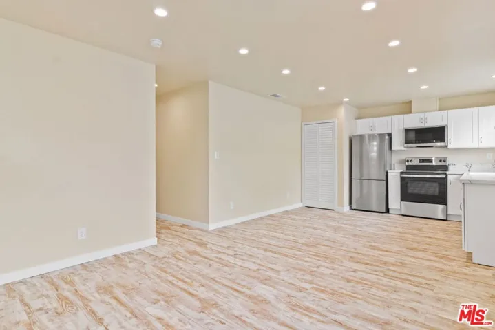 3446 5th Avenue, Los Angeles, California 90018