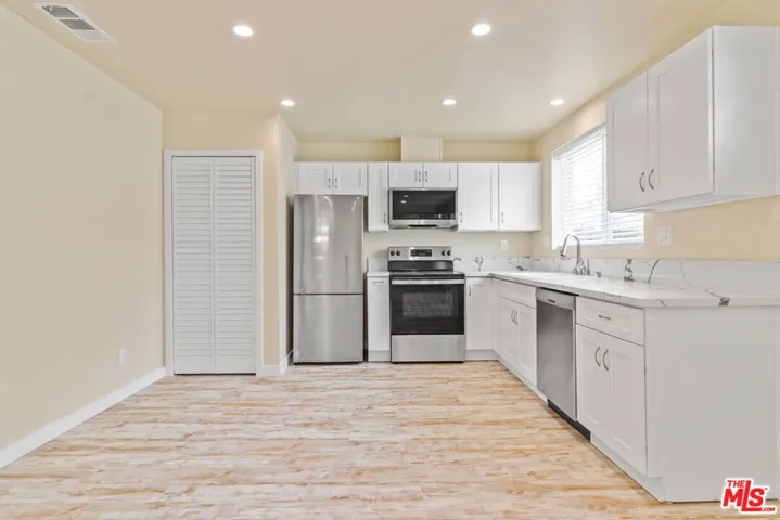 3446 5th Avenue, Los Angeles, California 90018
