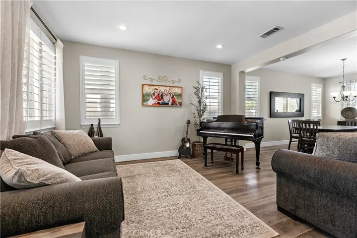 18019 Tanzanite, San Bernardino, California 92407