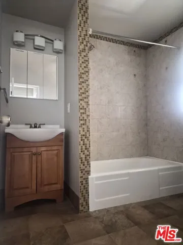 833 16th Street C, Santa Monica, California 90403