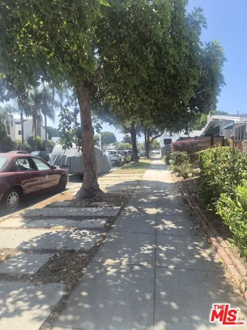 833 16th Street C, Santa Monica, California 90403