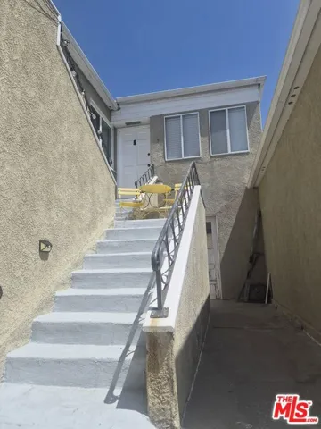 833 16th Street C, Santa Monica, California 90403