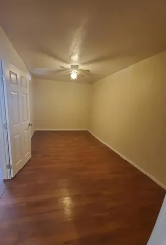 otherside of bedroom