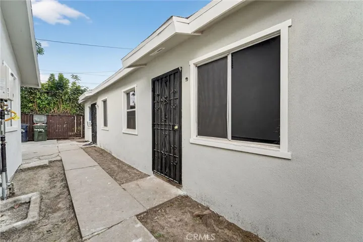 1043 W 95th Street, Los Angeles, California 90044