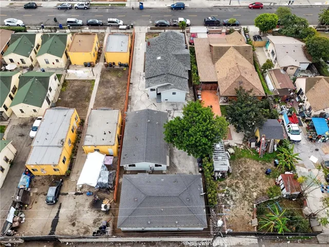 1043 W 95th Street, Los Angeles, California 90044