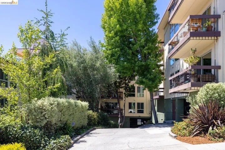 551 Jean St 309, Oakland, California 94610