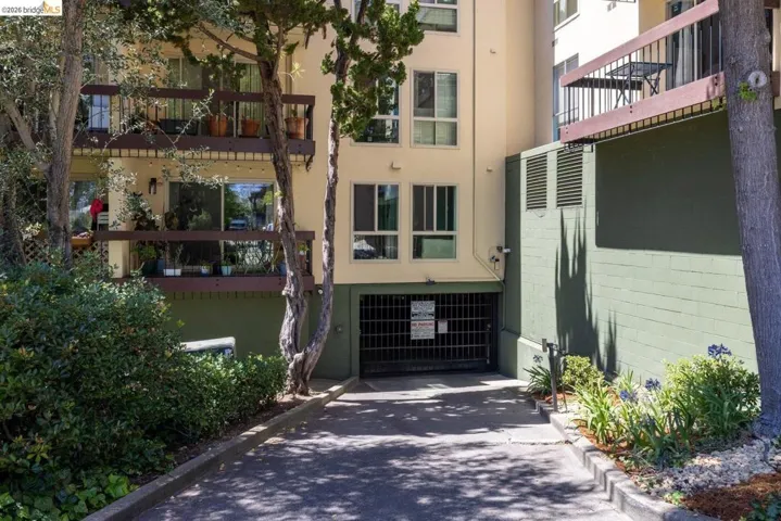551 Jean St 309, Oakland, California 94610