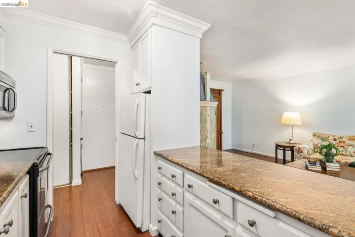 551 Jean St 309, Oakland, California 94610