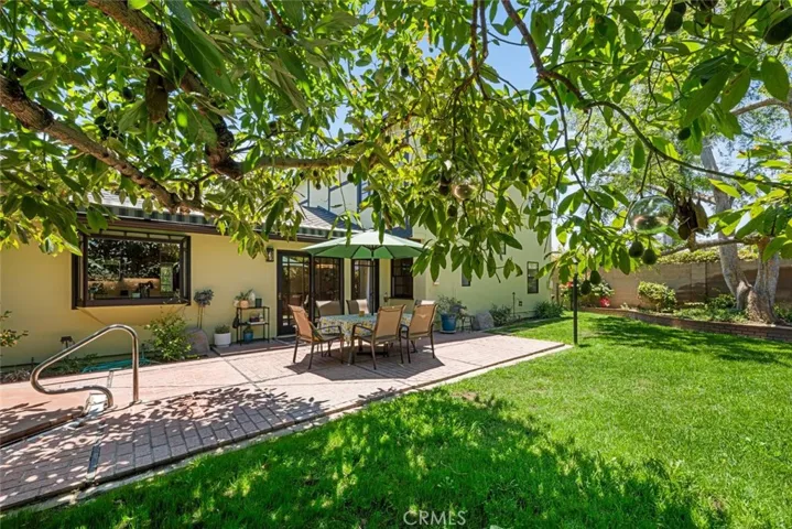 11261 Kensington, Rossmoor, California 90720