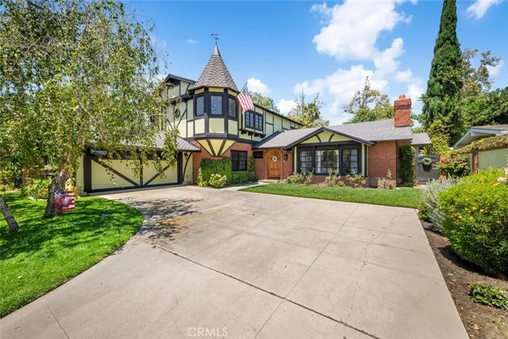 11261 Kensington, Rossmoor, California 90720