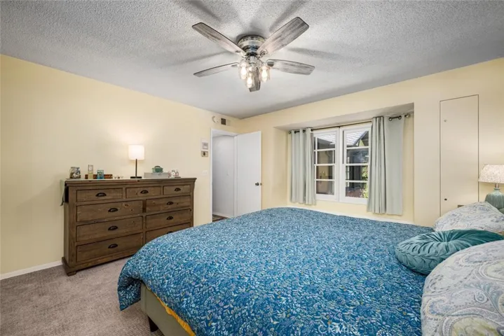 11261 Kensington, Rossmoor, California 90720