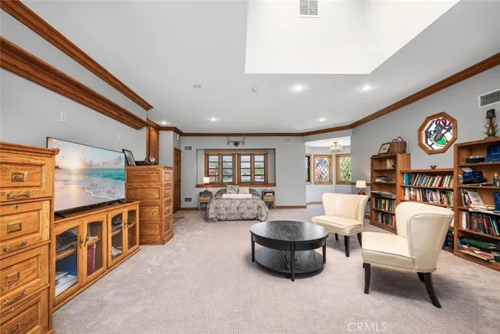 11261 Kensington, Rossmoor, California 90720