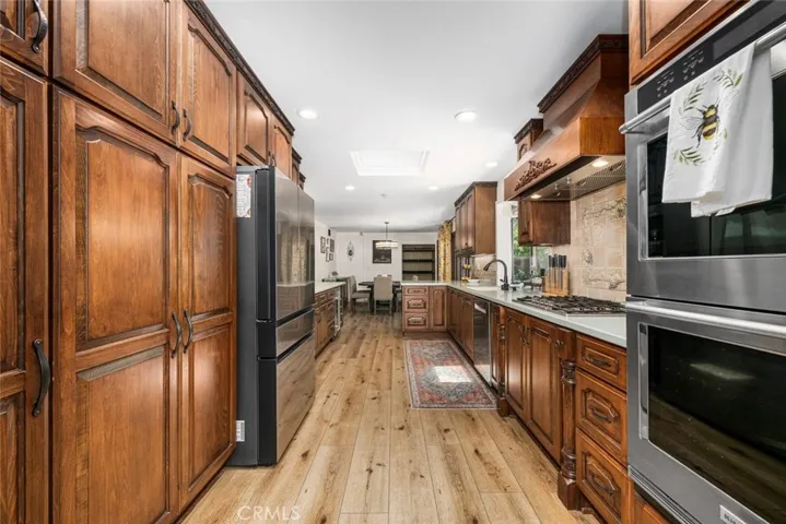 11261 Kensington, Rossmoor, California 90720