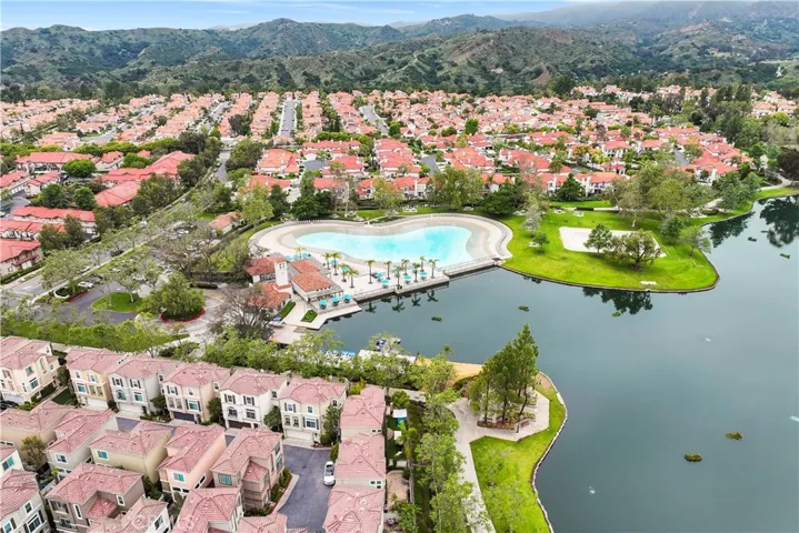 24 Calle Fortuna, Rancho Santa Margarita, California 92688