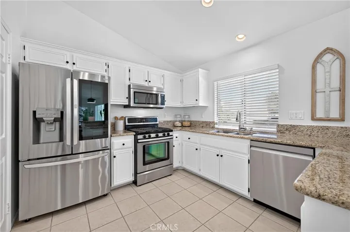 24 Calle Fortuna, Rancho Santa Margarita, California 92688