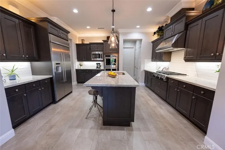 11854 N Champions Drive, Fresno, California 93730