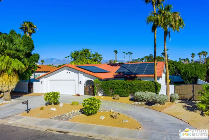 2750 E Vincentia Road, Palm Springs, California 92262